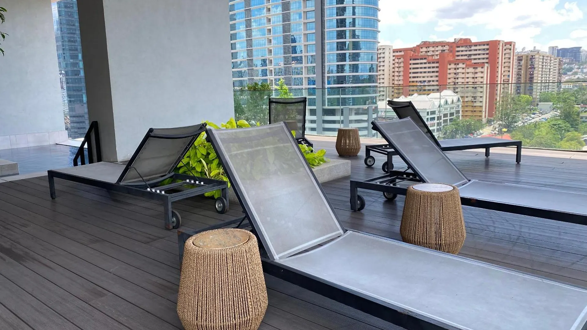 Lynhomes 163 The Establishment Bangsar Family Suite Kl City Centre Kuala Lumpur Aparthotel